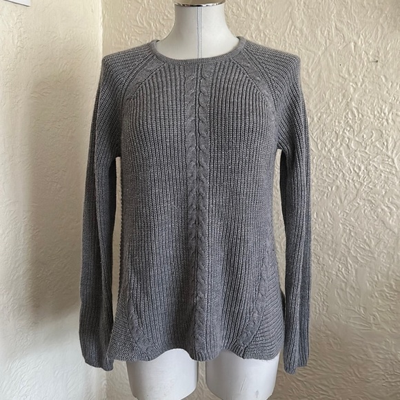 Design History Gray Sweater Medium Flaws - Picture 1 of 7